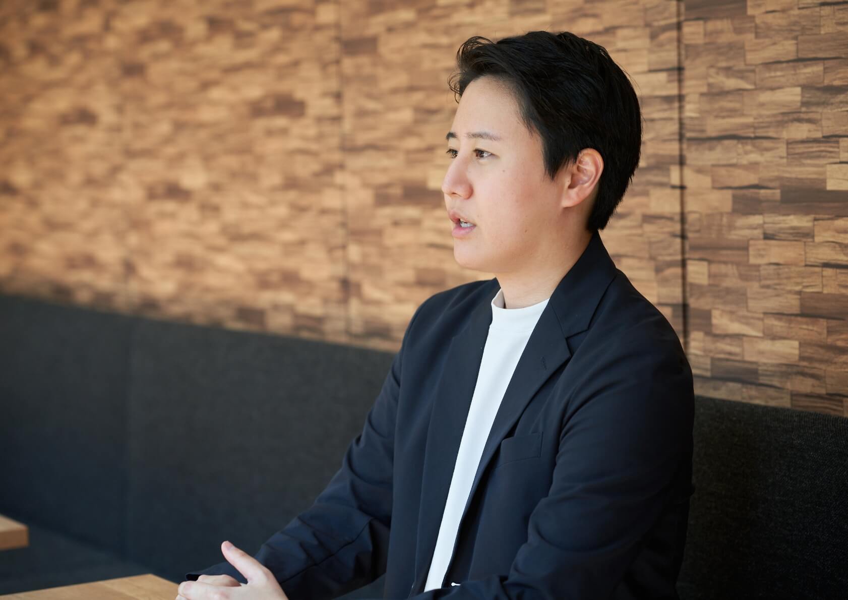 吉松が話している写真